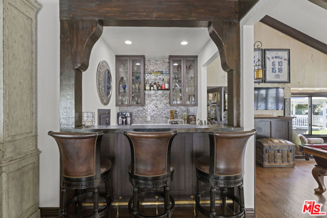 25730 Sand Canyon Road, Santa Clarita CA: https://media.crmls.org/mediaz/96fe414a-e1dc-46e9-af98-898b4713e7c5.jpg