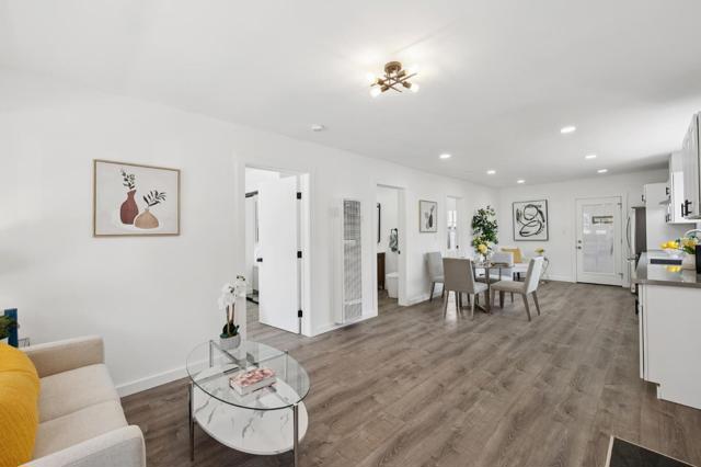 441 Vera Avenue, Redwood City CA: https://media.crmls.org/mediaz/96fe6a59-4e5d-4b86-87c2-5794015191be.jpg