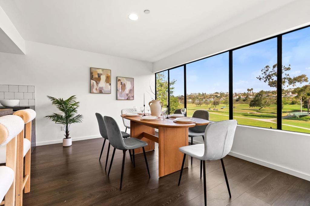 2556 Navarra Drive - photo 14