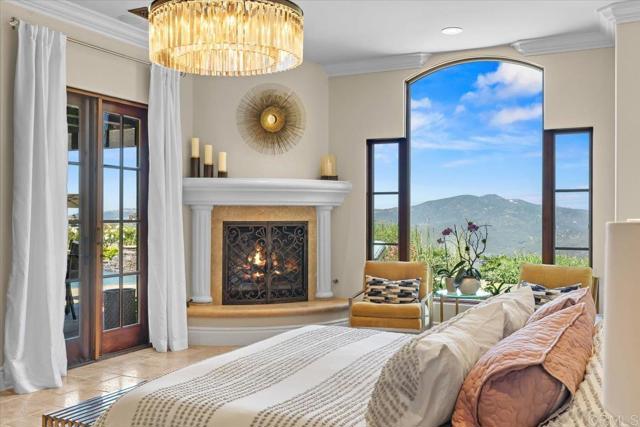 18320 VIA AMBIENTE, Rancho Santa Fe CA: https://media.crmls.org/mediaz/96fff5d2-54b8-49ab-954f-eb6f68230119.jpg