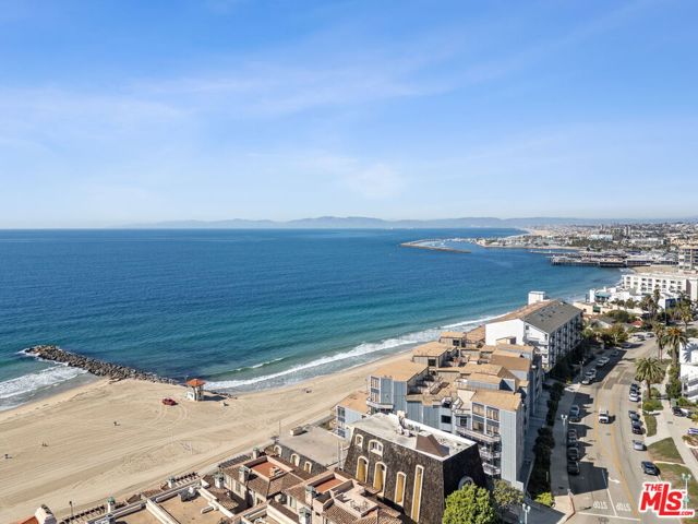 625 Esplanade, Redondo Beach, California 90277, 3 Bedrooms Bedrooms, ,2 BathroomsBathrooms,Residential,Sold,Esplanade,25606497 625 Esplanade, Redondo Beach, California 90277, 3 Bedrooms Bedrooms, ,2 BathroomsBathrooms,Residential,Sold,Esplanade,25606497