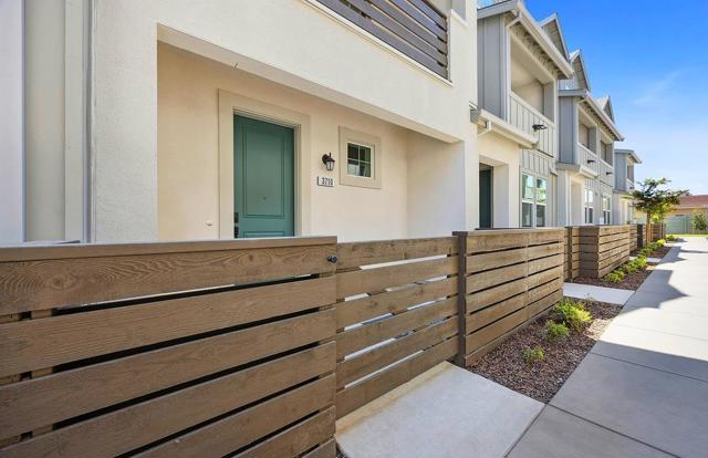 3710 Scribe Way, Castro Valley CA: https://media.crmls.org/mediaz/970254a6-27c0-4cf2-a4d3-f6fdc7c9102b.jpg