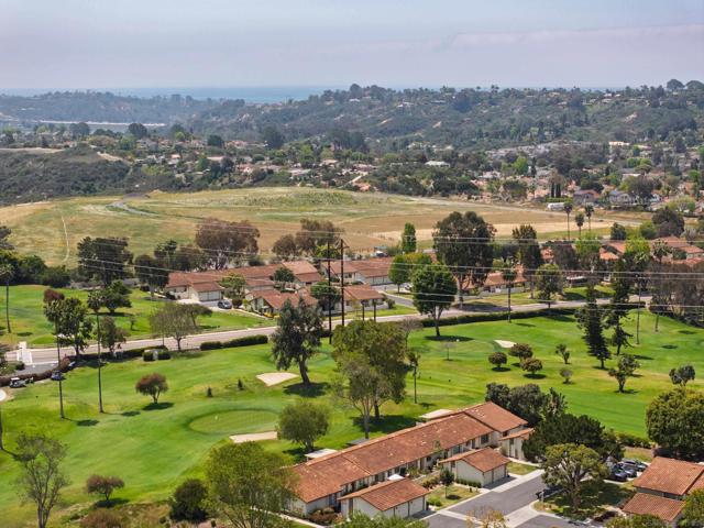 1829 Forestdale Dr, Encinitas CA: https://media.crmls.org/mediaz/970377c8-fd8e-4733-84fd-f167fdf6560b.jpg