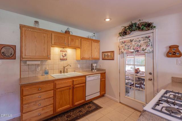 1288 S Rice Road, Ojai CA: https://media.crmls.org/mediaz/97039caf-ed47-4fdd-9246-e888570776c0.jpg