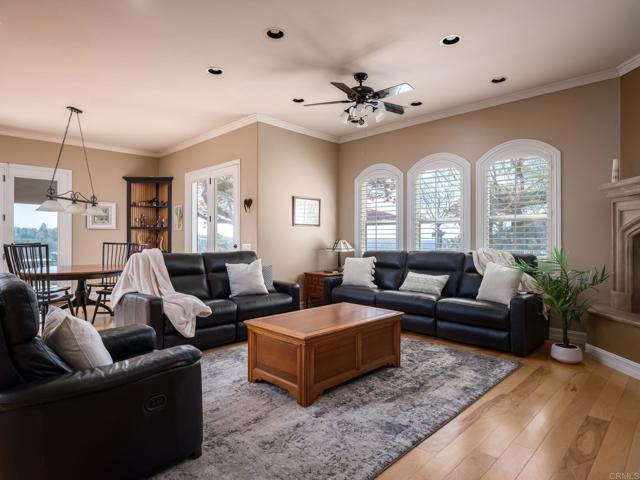 30419 Canyon Estates Road, Vista CA: https://media.crmls.org/mediaz/9704e2ac-c046-4758-be08-fb51e0a043d2.jpg
