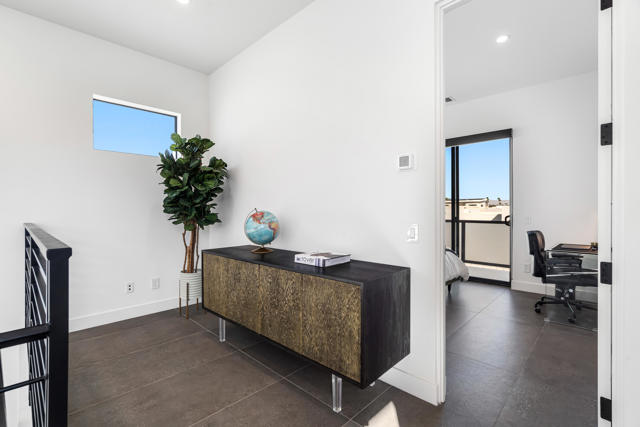 161 Holliday Way, Palm Springs CA: https://media.crmls.org/mediaz/970536a8-0eb6-4981-aab5-61f0b7707625.jpg