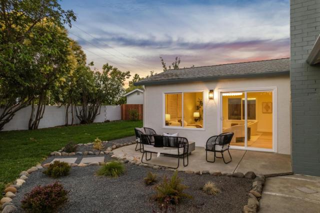 1034 Delaware Way, Livermore CA: https://media.crmls.org/mediaz/9707d9b5-7d9e-42be-a389-ef0317d4c43e.jpg
