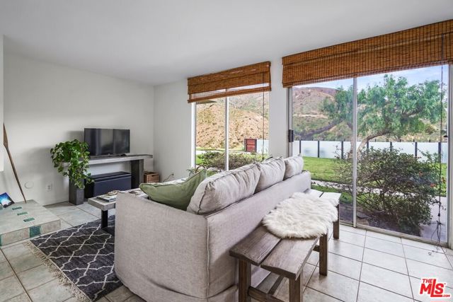 Drew Fenton | 6216 Tapia Drive Malibu CA | MLS: 7427620