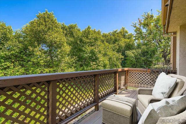 8896 Highwood Drive, San Diego CA: https://media.crmls.org/mediaz/970a53e2-e066-4cd7-85b3-0a639deb9a87.jpg