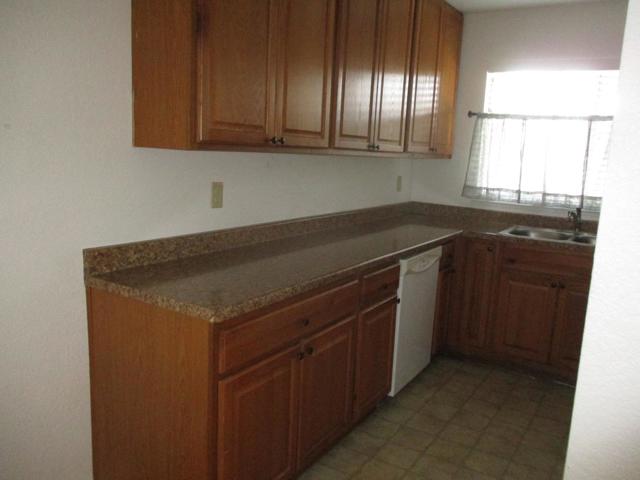 6825 Filbro Drive, Gilroy CA: https://media.crmls.org/mediaz/970bb99a-ef64-40b0-b3f0-f2983e09770c.jpg