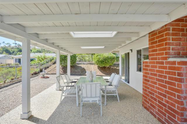 16421 Ramada Dr, San Diego CA: https://media.crmls.org/mediaz/970c0df7-cb5b-4d76-9be1-13f1d16679ef.jpg