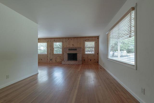 137 Whiting Road, Watsonville CA: https://media.crmls.org/mediaz/970d28e3-aa95-41d7-9750-2d435534ccaf.jpg