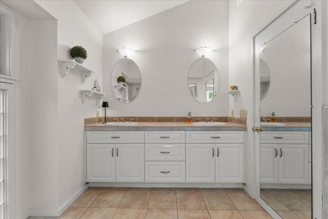 4711 Old San Jose Road, Soquel CA: https://media.crmls.org/mediaz/970e6739-e5d5-4521-9df3-a942546289a8.jpg