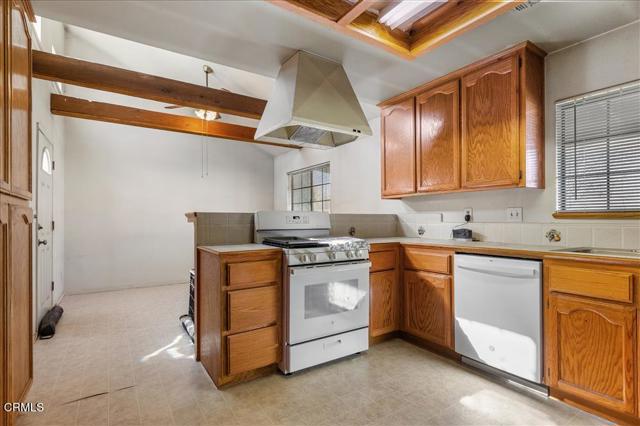 Detail Gallery Image 10 of 35 For 30040 Jamaica Dunes Dr, Tehachapi,  CA 93561 - 3 Beds | 2 Baths