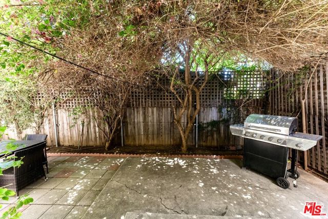 1152 N Ogden Drive, West Hollywood CA: https://media.crmls.org/mediaz/970f80e4-6e93-4a61-a345-028c99ef955d.jpg