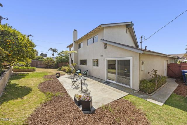 8699 Roswell Street, Ventura CA: https://media.crmls.org/mediaz/97115ad9-ba08-433a-894d-fbe83a54de33.jpg