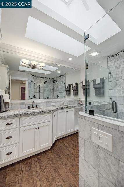 1232 Skycrest Dr, Walnut Creek CA: https://media.crmls.org/mediaz/9712012d-81e8-4333-9817-bef8dd0bc991.jpg