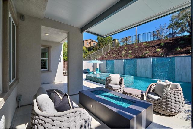 Detail Gallery Image 36 of 42 For 2266 Aventurine Place, Carlsbad,  CA 92009 - 4 Beds | 4 Baths