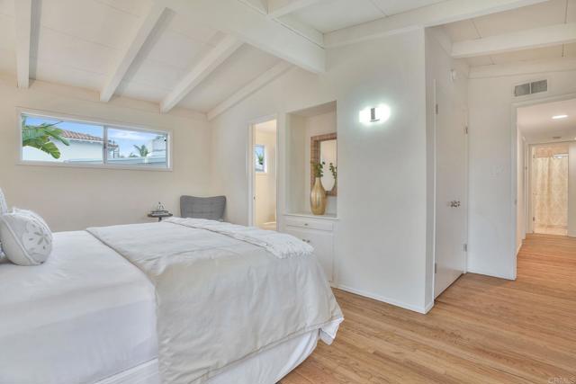 Detail Gallery Image 19 of 61 For 5091 El Arbol, Carlsbad,  CA 92008 - 4 Beds | 3 Baths