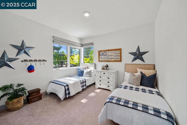 44 Analisa Ln, Walnut Creek CA: https://media.crmls.org/mediaz/971472f2-a821-4307-8074-6c42d1f9f6fd.jpg
