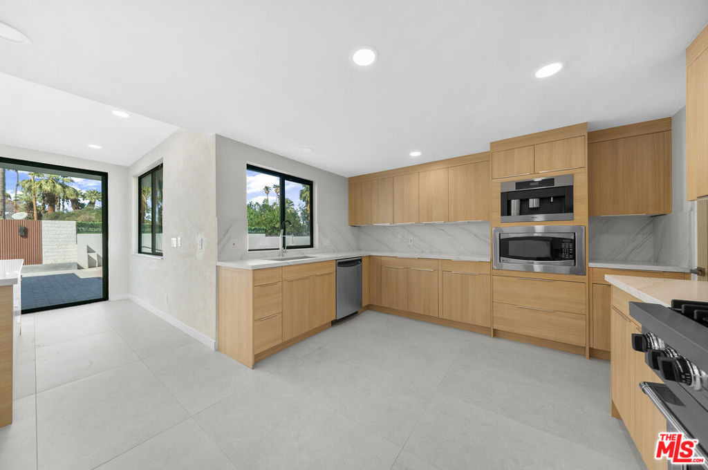 MLS #25597877 image #36