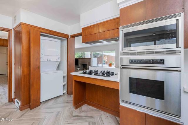 Detail Gallery Image 15 of 57 For 2421 C St, Bakersfield,  CA 93301 - 2 Beds | 2 Baths