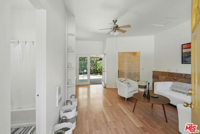 1527 Bainum Drive, Topanga CA: https://media.crmls.org/mediaz/9714db61-c808-483d-84c7-456ceee639bd.jpg