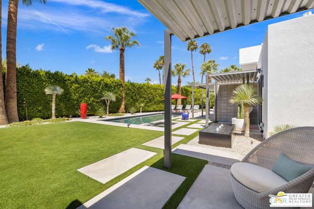 1449 N Via Miraleste, Palm Springs CA: https://media.crmls.org/mediaz/97163bb7-d64a-4083-ab63-0a9e60be1874.jpg