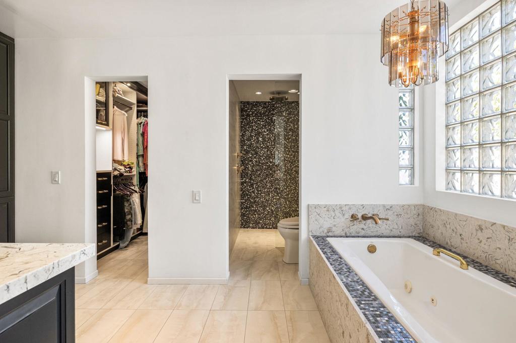 MLS #219135586DA image #23