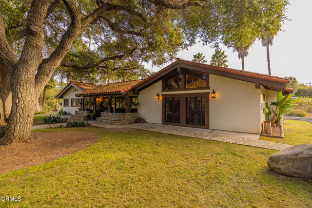 1419 Trusty Lane, Ojai CA: https://media.crmls.org/mediaz/97167938-39bc-4482-b1c4-5cdba4e824b3.jpg