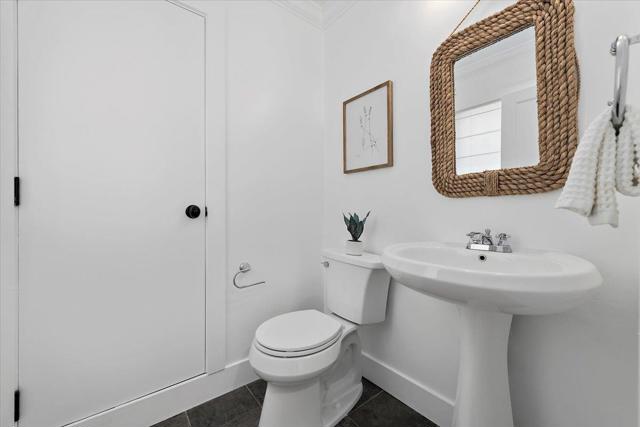 333 Oakview Drive, San Carlos CA: https://media.crmls.org/mediaz/97173403-5da0-498d-ad21-f3d611fd6e71.jpg