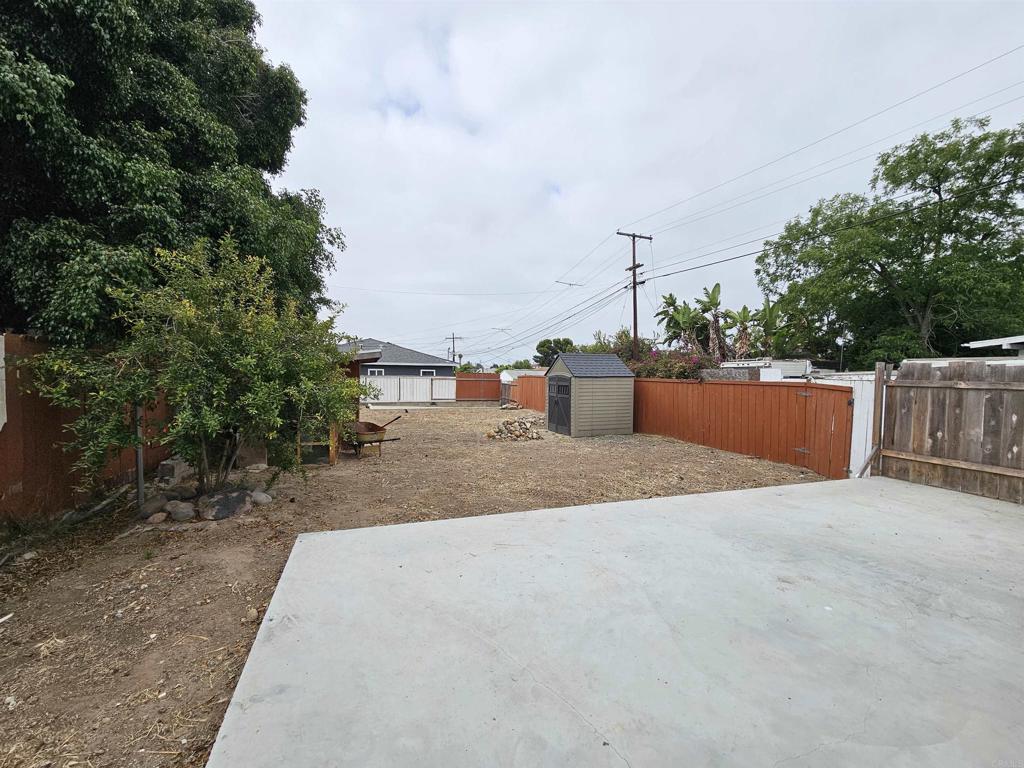 4627 Dwight Street - photo 9