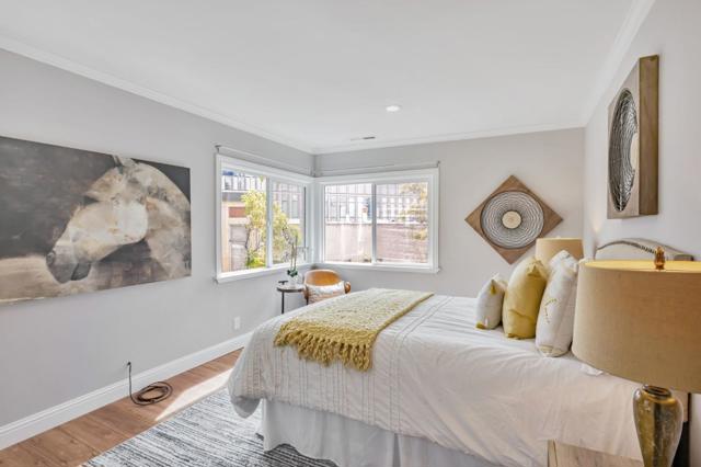 2328 Le Conte Avenue, Berkeley CA: https://media.crmls.org/mediaz/97180298-2ca3-4507-9262-123290bc6a31.jpg