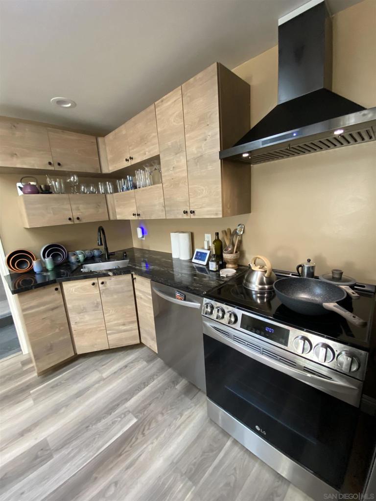 3042 Newell Dr - photo 11