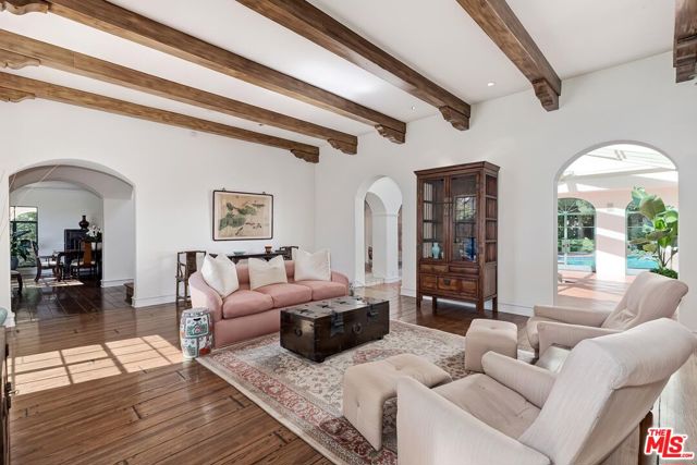 608 Walden Drive photo 6