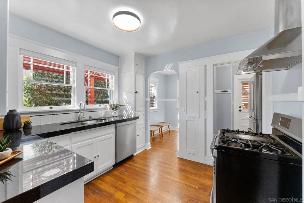4202 Madison Avenue - photo 10