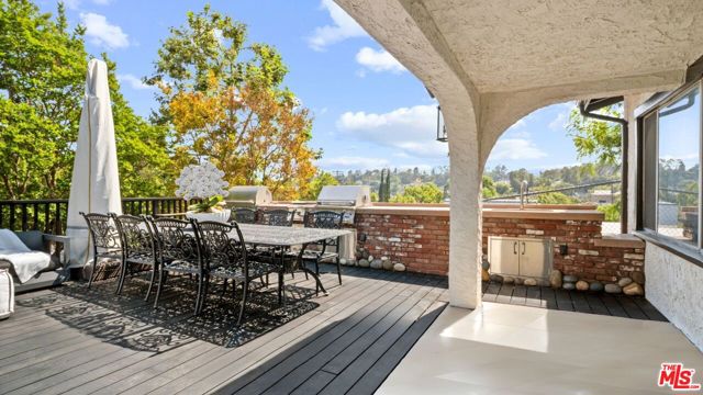 6155 Poppy Peak Drive, Los Angeles CA: https://media.crmls.org/mediaz/971b4242-be5e-475f-9ad8-29189f4e7848.jpg
