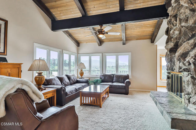 1822 Calle Borrego, Thousand Oaks CA: https://media.crmls.org/mediaz/971b9705-538f-4c9e-891a-9b92aa8cc114.jpg
