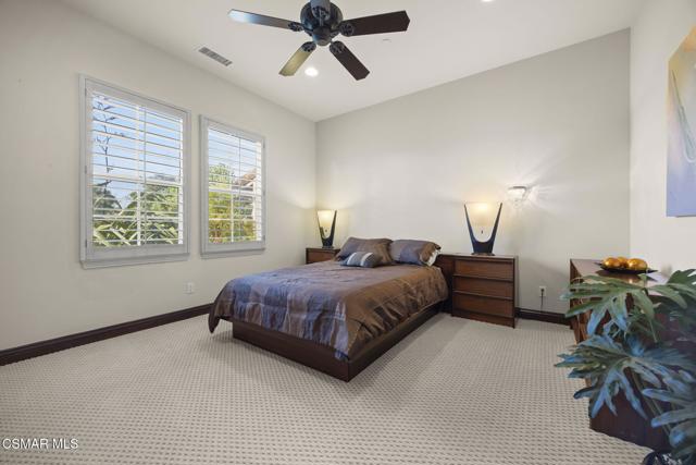 4988 Read Road, Moorpark CA: https://media.crmls.org/mediaz/971bb537-48f2-4712-a67e-1788dc44874b.jpg