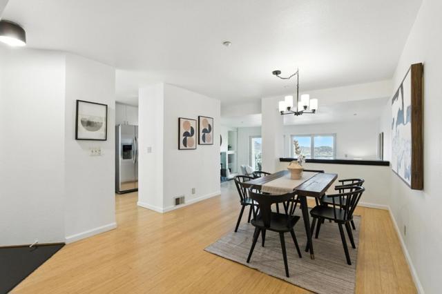 580 Pointe Pacific, Daly City CA: https://media.crmls.org/mediaz/971bdb7e-f26b-4a44-80bc-4fe6fd001362.jpg