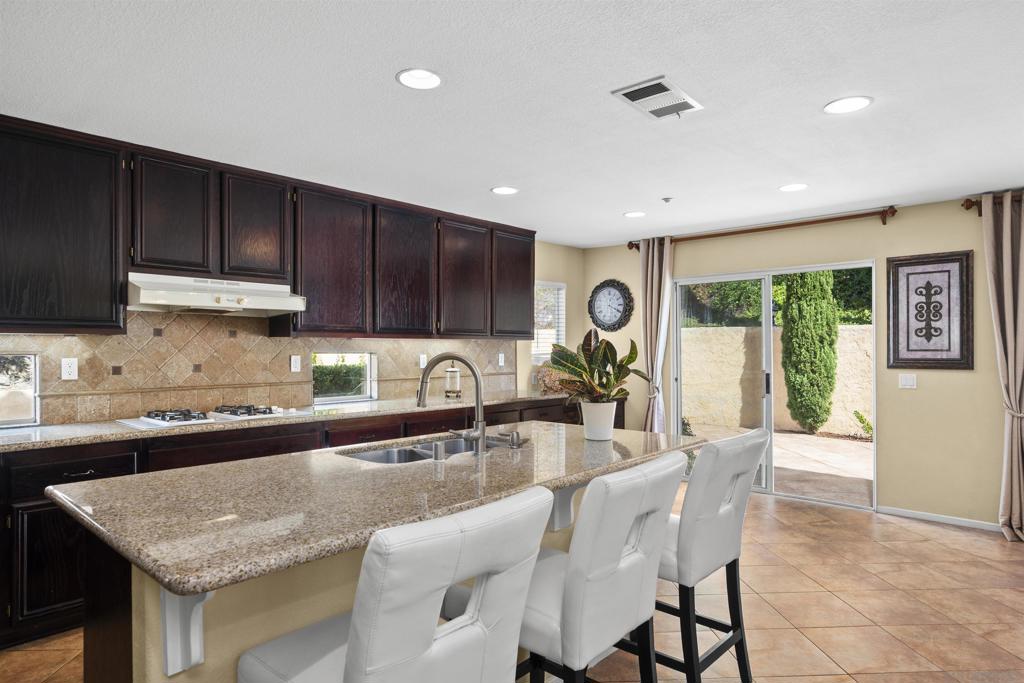 MLS #250041471SD image #17