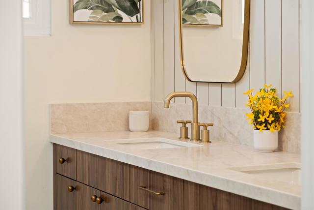 Detail Gallery Image 23 of 36 For 835 Cathy Ln, Cardiff By The Sea,  CA 92007 - 4 Beds | 2 Baths