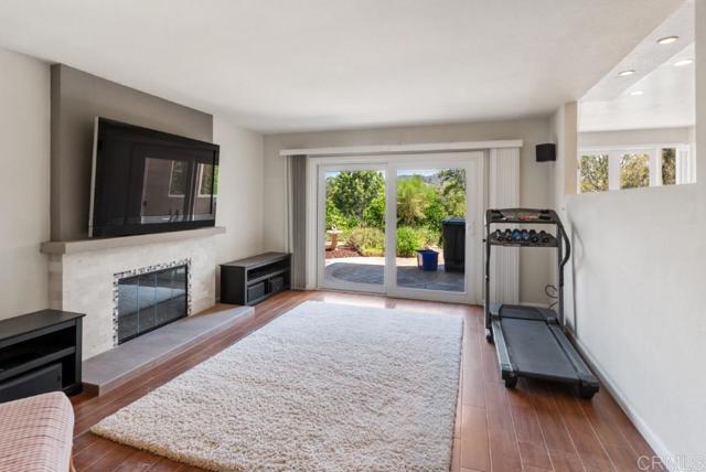 Detail Gallery Image 18 of 53 For 14040 Old Station Road, San Diego,  CA 92064 - 4 Beds | 2/1 Baths