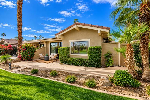 139 Blue River Drive, Palm Desert, CA 92211