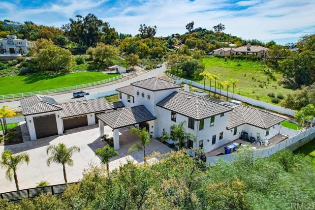 2184 Pacific Crest Dr, Alpine CA: https://media.crmls.org/mediaz/971d5357-1ed2-4d5f-a6d5-dfbf466276e2.jpg