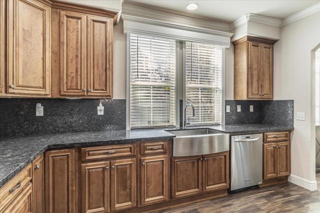 690 Persian Drive, Sunnyvale CA: https://media.crmls.org/mediaz/971e0584-509b-4d3a-82f0-c18d86b554b0.jpg