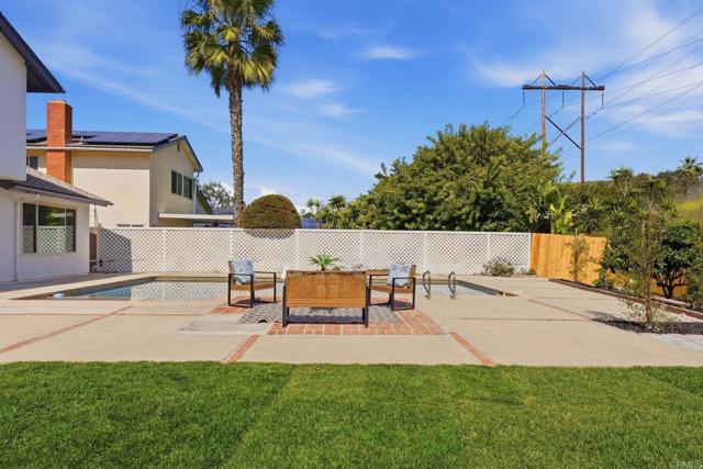 Detail Gallery Image 29 of 42 For 13879 Paseo Cardiel, San Diego,  CA 92129 - 4 Beds | 2/1 Baths