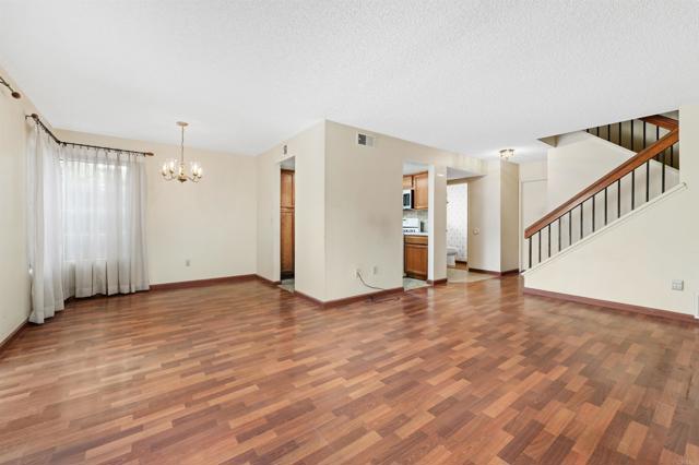 Detail Gallery Image 11 of 37 For 2992 Lexington Circle, Carlsbad,  CA 92010 - 2 Beds | 2/1 Baths