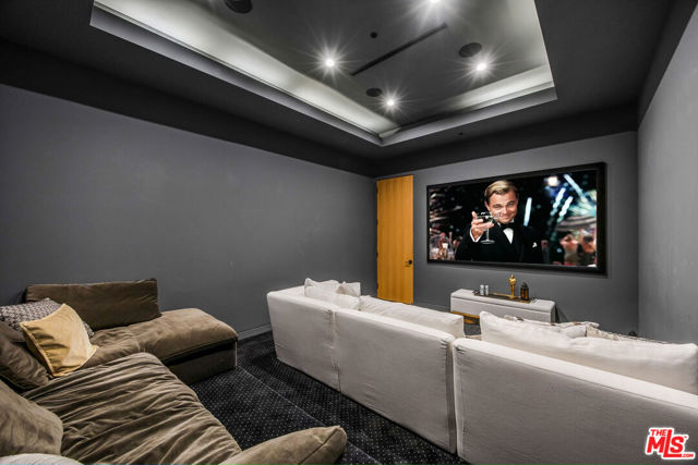 347 N Alfred Street, Los Angeles CA: https://media.crmls.org/mediaz/971fd865-18e3-4997-a8bb-4660a23f5f45.jpg