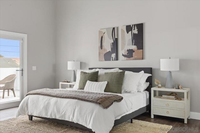 914 10th St, Imperial Beach CA: https://media.crmls.org/mediaz/97202c4c-29fa-4c76-ac2a-07e6b3133a9f.jpg